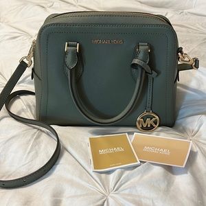LIKE NEW- MK small/medium handbag- olive green